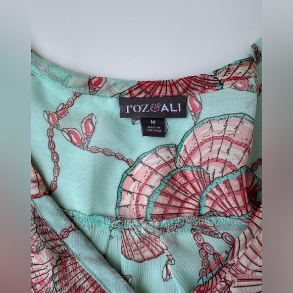 Roz & Ali Teal Pink Sea Shell Beach Semi Sheer Button Front Flowy Top Medium - Picture 2 of 7